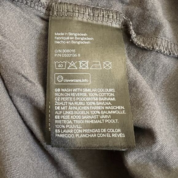 Madonna True Blue Graphic T Shirt H&M Divided Dark Gray Band Tee Women’s Large - Picture 4 of 5